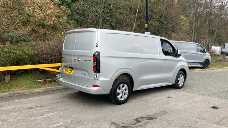Ford Transit Custom 300 L1 Diesel Fwd 2.0 EcoBlue 136ps H1 Van Limited